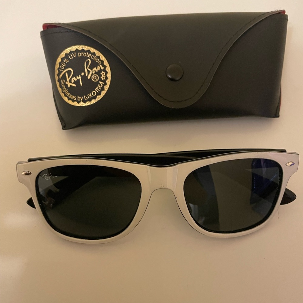 Mens Women Ray-Ban vWhite Black laminate frame Wayfarer Sun Glasses vintage